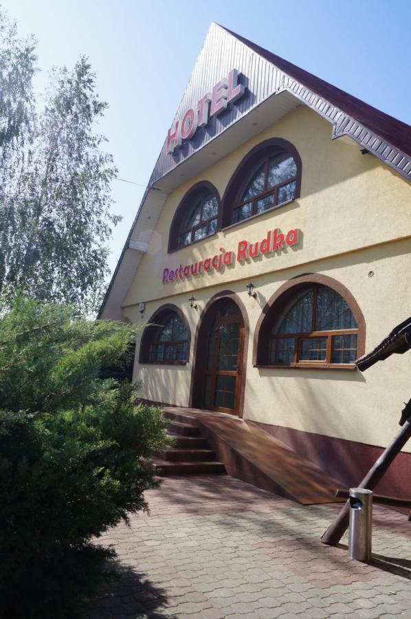 Hotel-Restauracja-Bar Rudka Ostrowiec Swietokrzyski Luaran gambar
